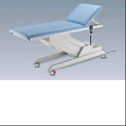 IZMEKLĒŠANAS KUŠETE, ELEKTRISKI REGULĒJAMA