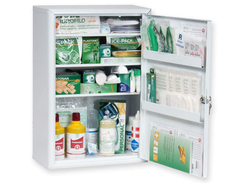 Metāla pirmās palīdzības skapis